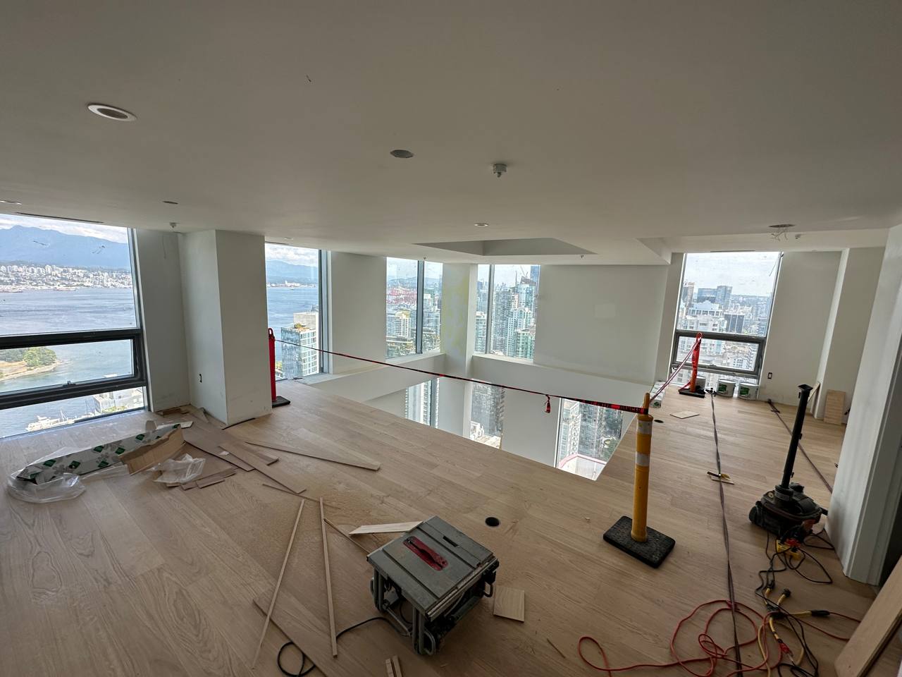 Alberni penthouse, second floor — Vancouver